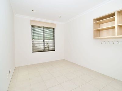 22 Searchers Crescent , Baldivis