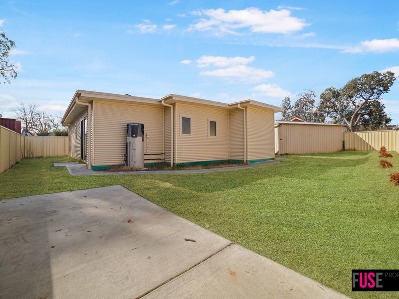 8a Hazel Street, Oaks Estate