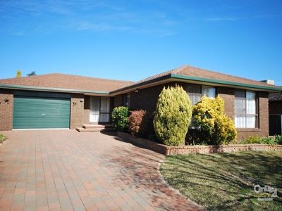 33 Aspen Road, Dubbo