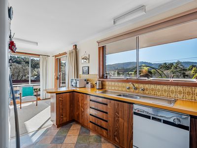 1 Charles Street, Cygnet