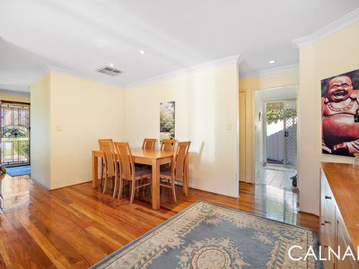 2A  Leeton Close , Halls Head