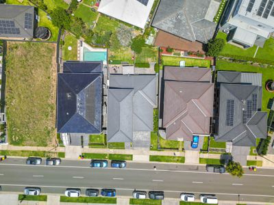 35  Talana Hill Dr, Edmondson Park