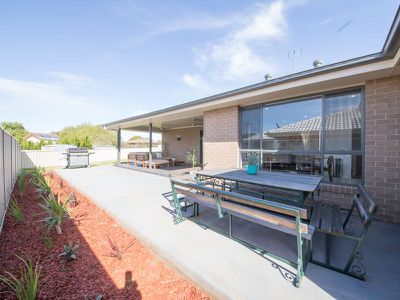 8 Tanderra Drive, Dubbo