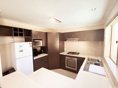 9 / 396 Hay Street, Somerville