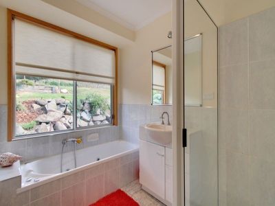 14 Davies Court, Cygnet