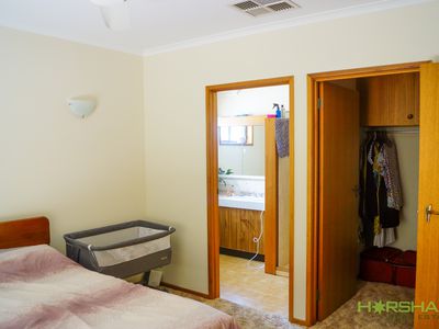 20 Drummond Street, Horsham