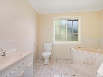 121 Ford Road, Burbank