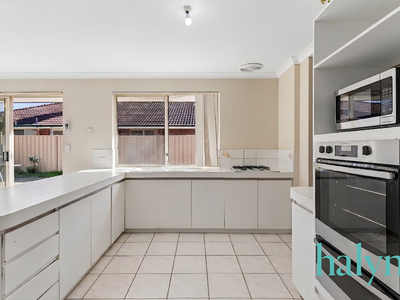 28 Bremner Circle, Canning Vale