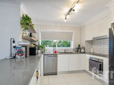 19 / 72 Brighton Street, Biggera Waters