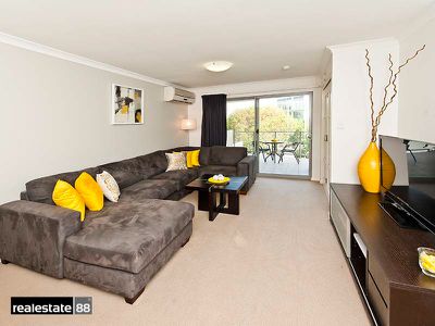 7  /  990 Wellington Street, West Perth