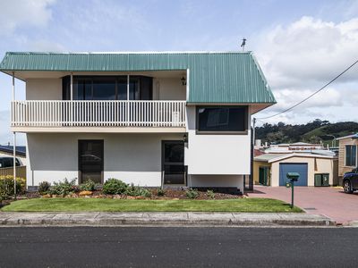 9 Burnell Street, Cooee