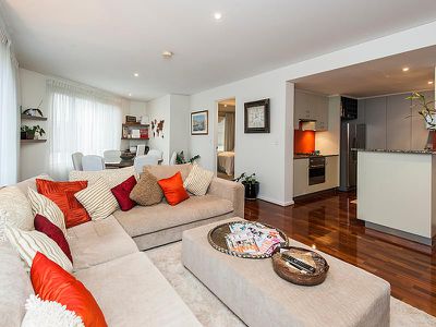 2 / 26 Saunders Street, East Perth
