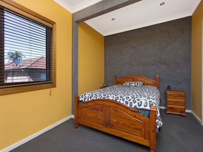 31 Lake Heights Road, Lake Heights