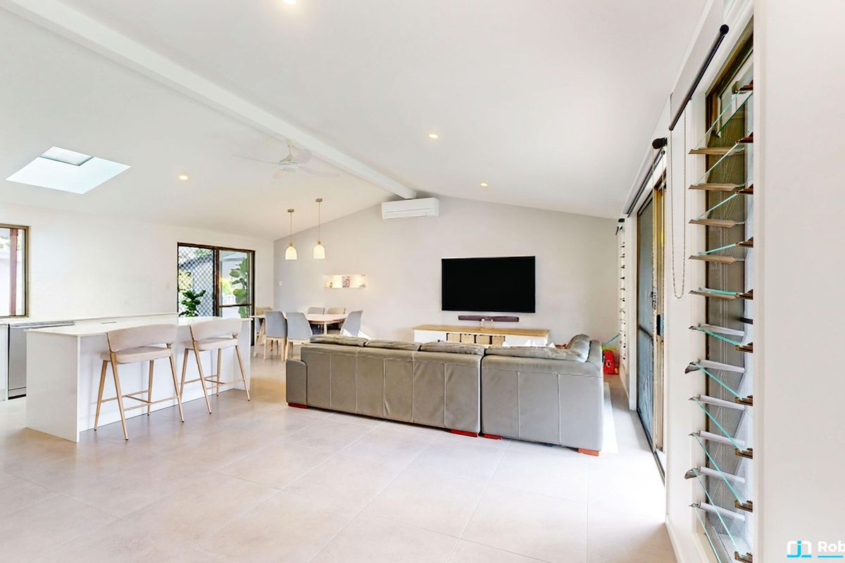 16 Maple Avenue, Tewantin