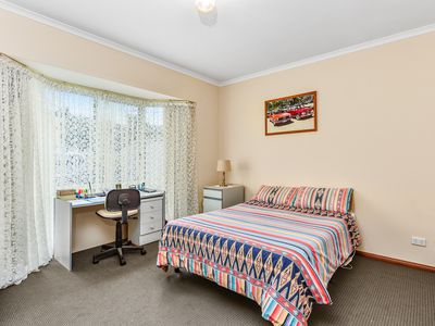 1&2 28 Shepherson Road, Mount Gambier