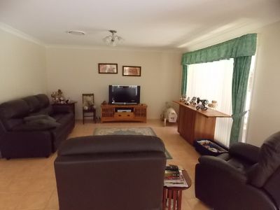 19 Goldenia Close, Morisset
