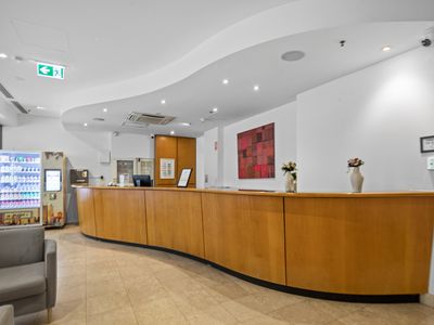 602 / 12 Victoria Avenue, Perth