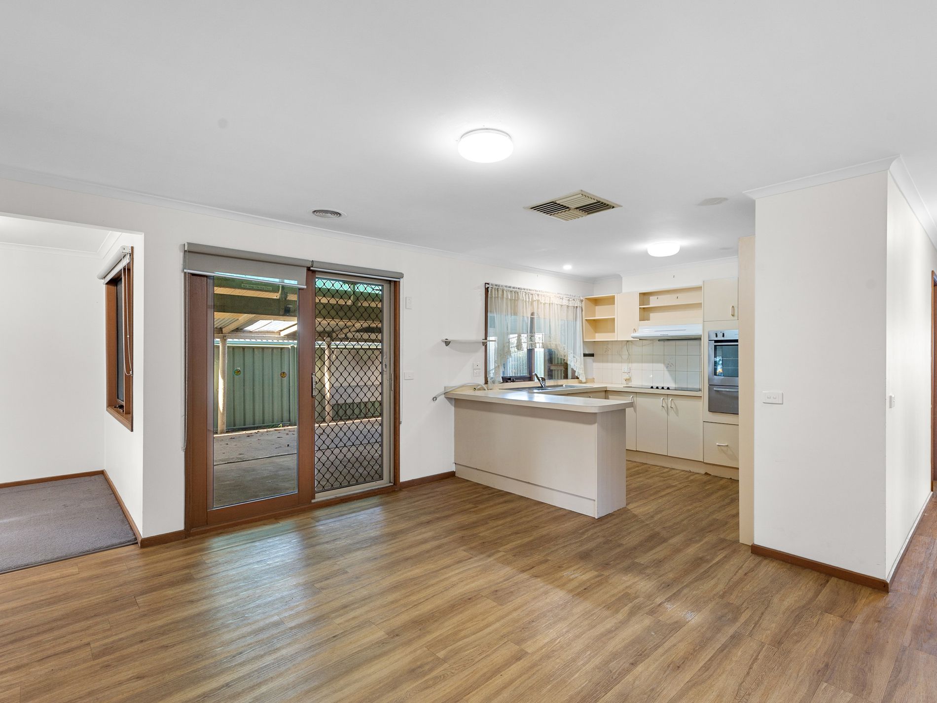 5 Priestley Crescent, Seymour