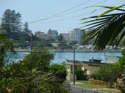 4 / 5 Beach Street, Tuncurry