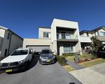 8 Hennessy Avenue, Moorebank