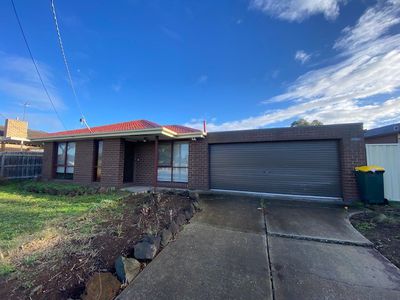 2 Madison Drive, Hoppers Crossing