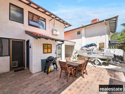 2 / 4 Lawrence Street, Como