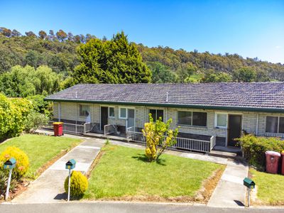 2 / 10 Rose Lane, South Launceston