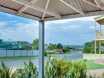 8 Foreshore Vista, Yanchep