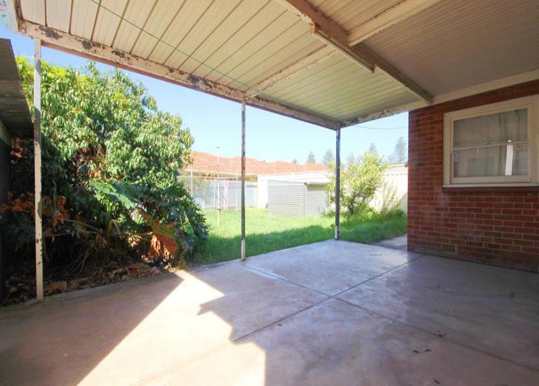 14 Second Avenue, Glenelg East