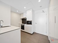 1905 / 10 Trinity Street , Fortitude Valley