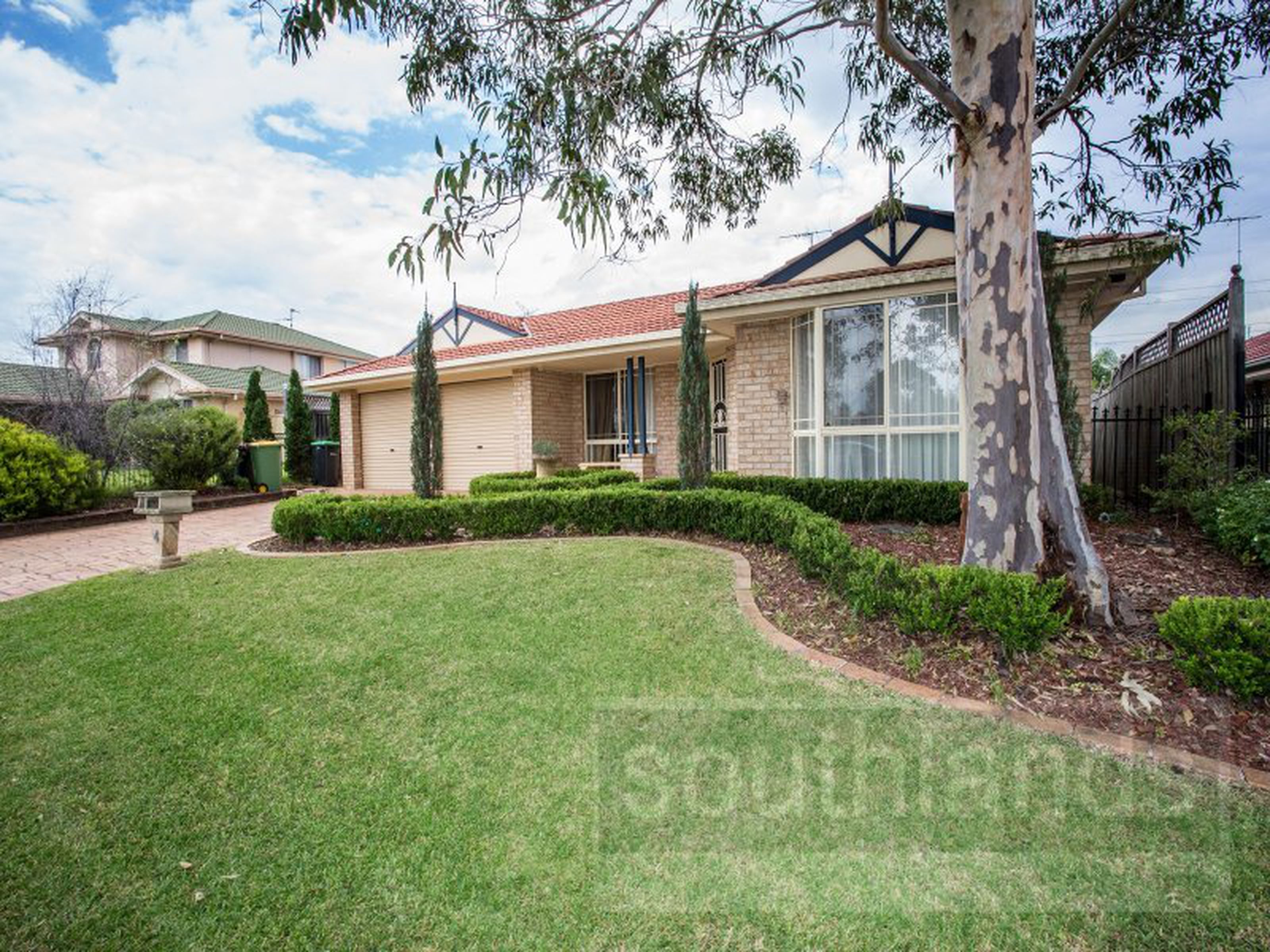4 Brigadoon Ave, GLENMORE PARK