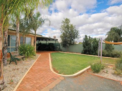 27 Bates Drive, Boulder