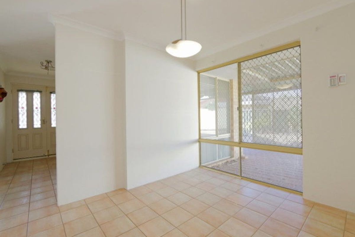 27 Green Croft Gardens, Leeming