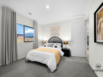 50 Parkrise Boulevard, Clyde North