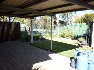 2 Wheatleys Lane, Dubbo