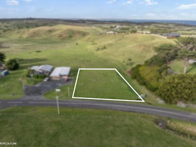100 Grassy Road, Currie