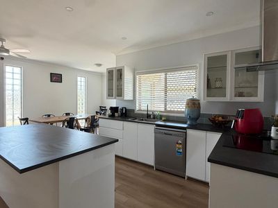 28 Columbia Drive, Beachmere