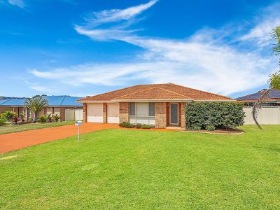 2 Juniper Place, Worrigee