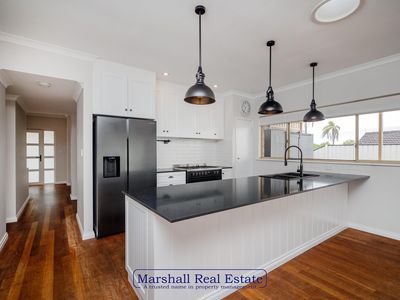 175 Kinross Drive, Kinross