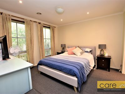 9 Sovereign Close, Patterson Lakes