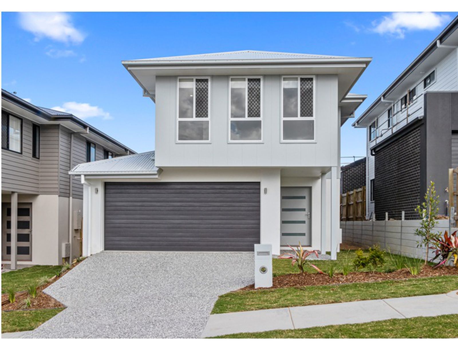 Build Luxury Home $1,085m Turn Key Pkg