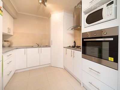 19 COOK PLACE, Wodonga