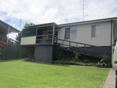 14 Canberra Road, Lake Heights