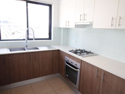 10 / 76 Phillip Street, Parramatta