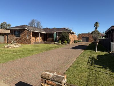 7 Truman Avenue, Wellington
