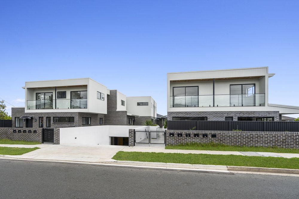 4 / 142-144 Nuwarra Road, Moorebank