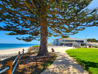 6 Saint Andrews Boulevard, Normanville
