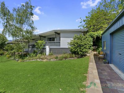 13 Kiewa Valley Highway, Tawonga South