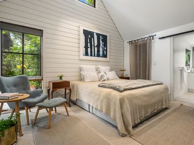 24 Blanche Parade, Mount Macedon