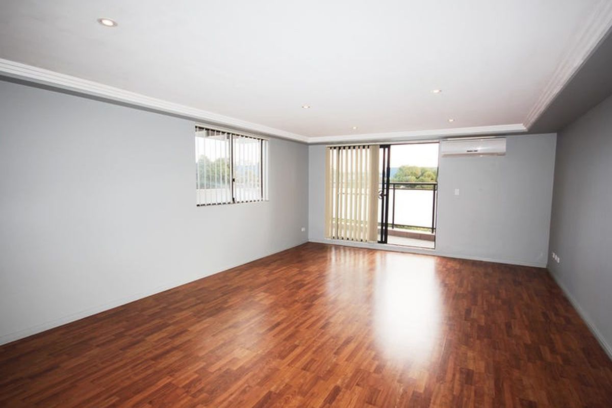 12 / 18-20 Courallie Avenue, Homebush West
